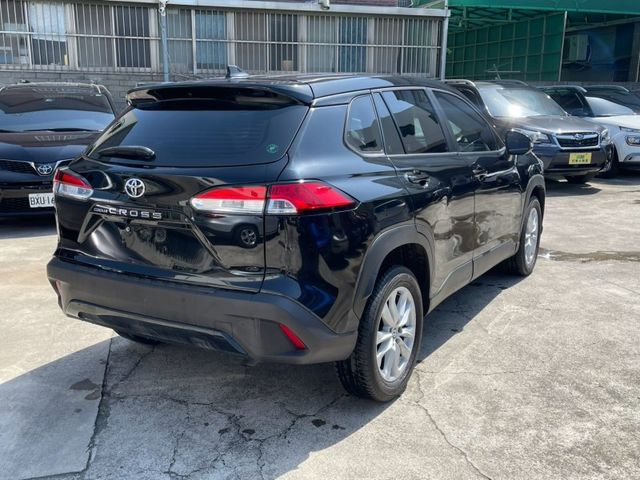 Toyota Corolla Cross  第9張相片