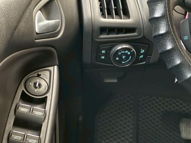 Ford/福特 Focus  第9張相片