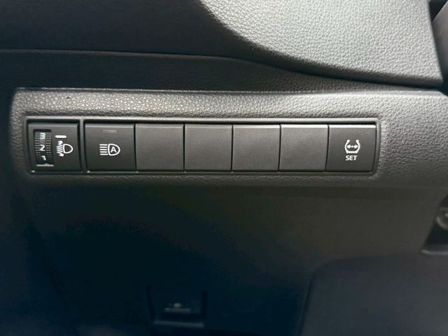 Toyota ALTIS  第14張相片