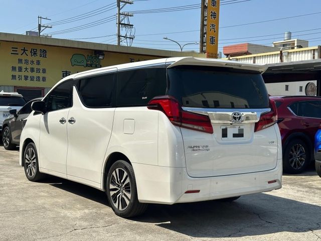 Toyota ALPHARD  第3張相片