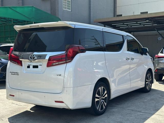 Toyota ALPHARD  第5張相片