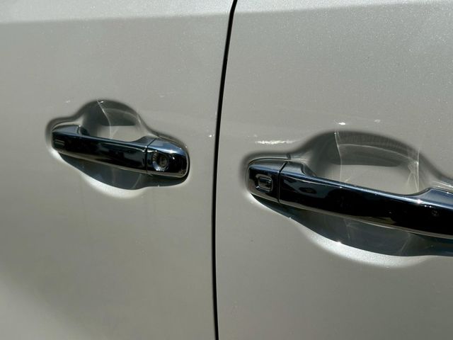 Toyota ALPHARD  第7張相片