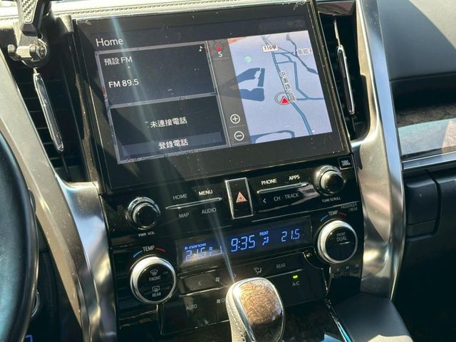 Toyota ALPHARD  第18張相片