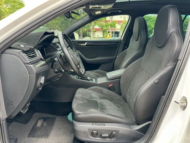 Skoda Superb  第9張相片