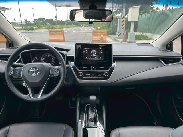 2021 ALTIS 豪華  黑色  第7張相片