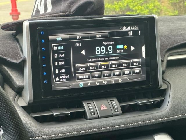 2022 RAV4 旗艦款 白色  第15張相片