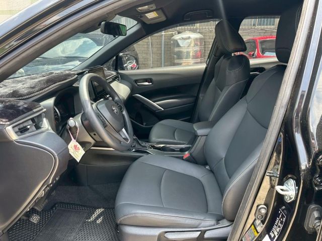 2021 TOYOTA CROSS 黑色  第9張相片