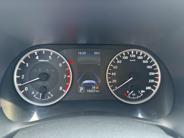 Nissan Sentra  第9張相片