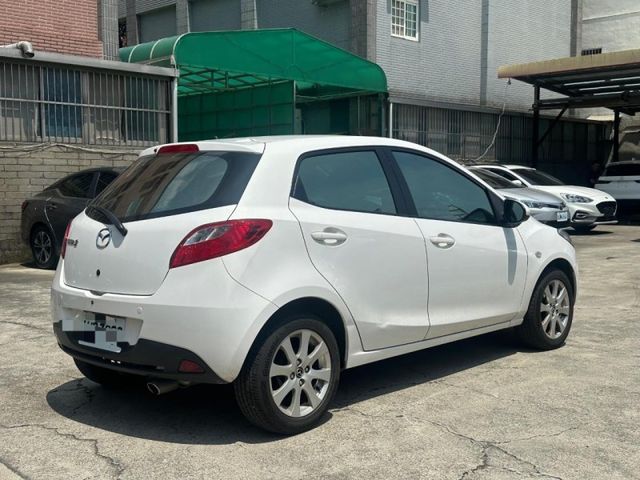 Mazda Mazda2  第5張相片