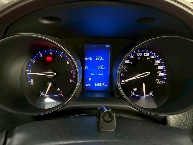 Toyota C-HR  第10張相片