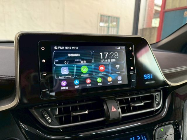 Toyota C-HR  第13張相片