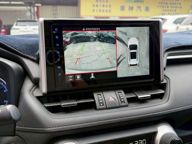 Toyota RAV4  第10張相片