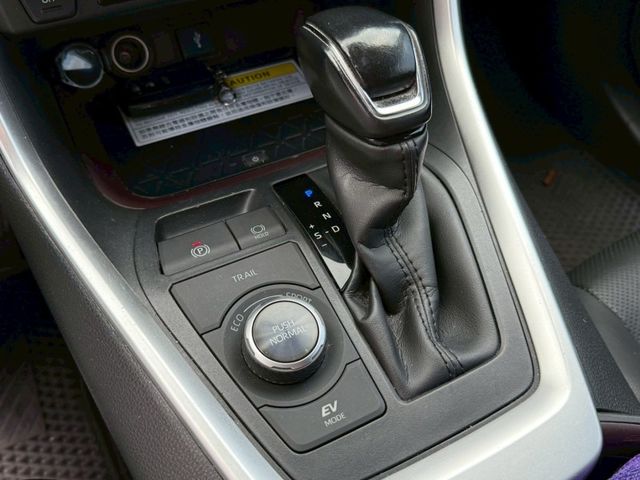 Toyota RAV4  第12張相片