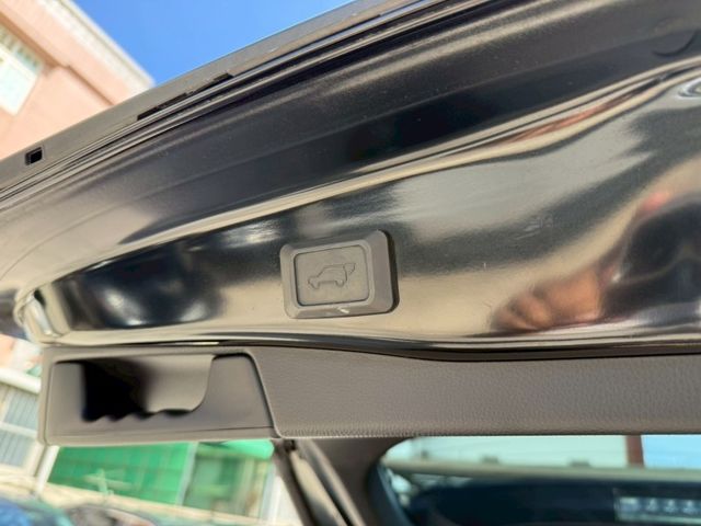 Toyota RAV4  第7張相片