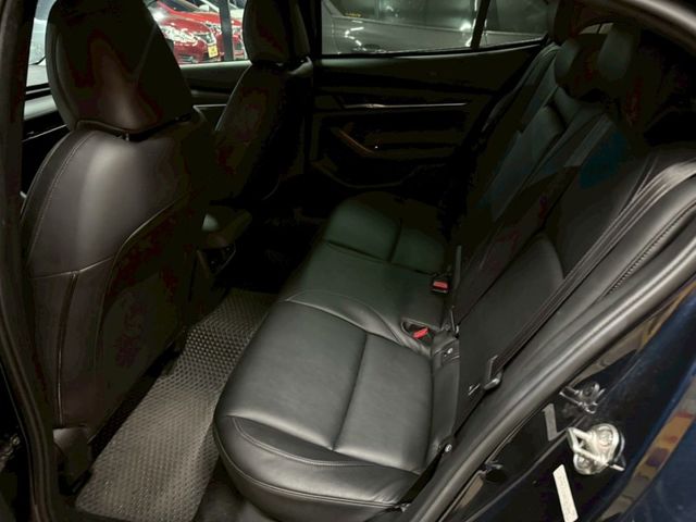 Mazda Mazda3  第7張相片