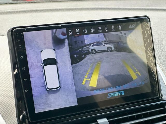 Mitsubishi Eclipse Cross  第16張相片