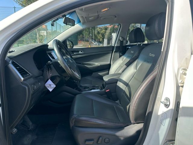 Hyundai Tucson  第8張相片