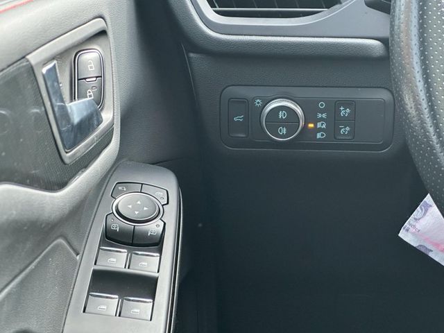 Ford/福特 Kuga  第13張相片