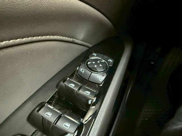 Ford/福特 Mondeo  第10張相片