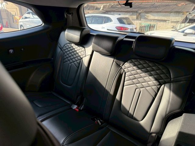 Hyundai Custin  第7張相片