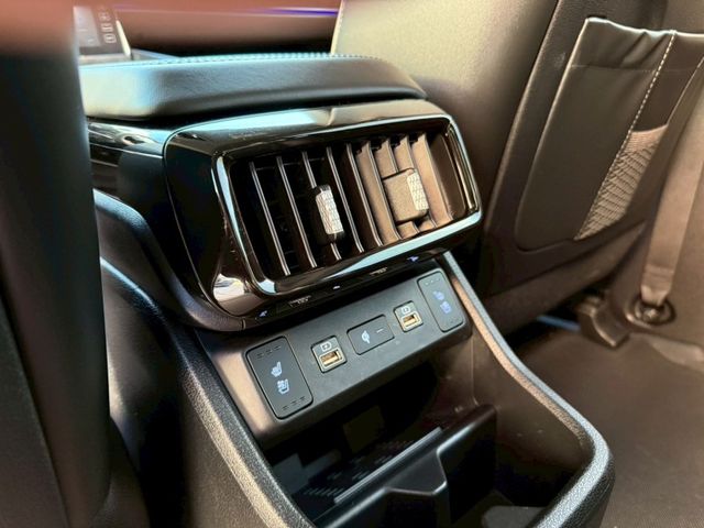 Hyundai Custin  第8張相片