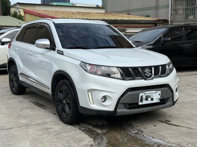 2016 VITARA 白  第3張相片