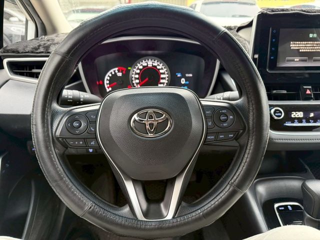 豪華版/低里程/ACC/免鑰摸門/CP值  第8張相片