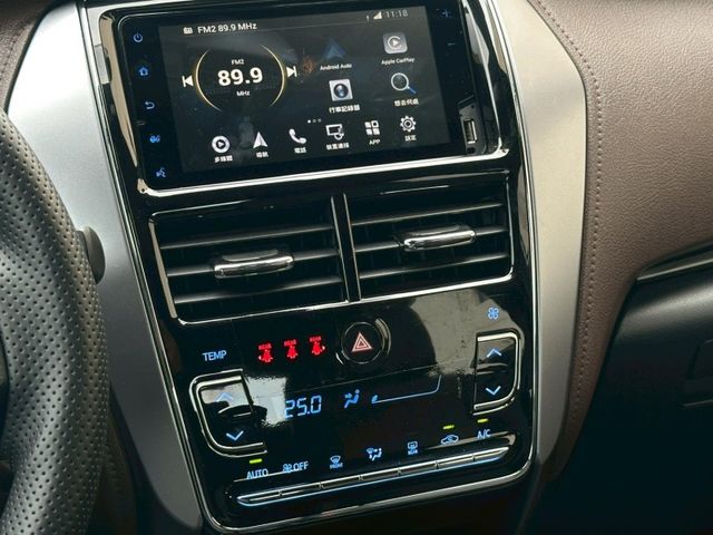 Toyota Yaris  第14張相片