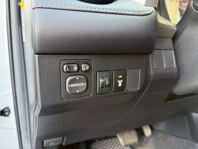 2013 RAV4 E-HI 2.0L 白色  第7張相片