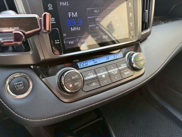 2013 RAV4 E-HI 2.0L 白色  第10張相片