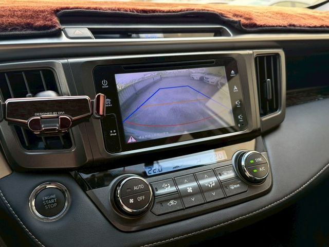 2013 RAV4 E-HI 2.0L 白色  第11張相片