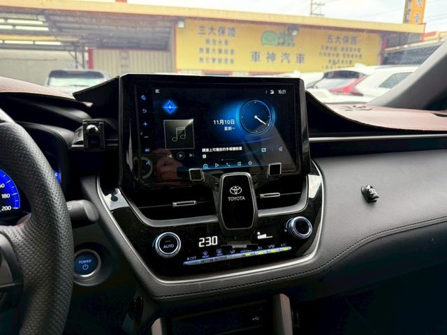 Toyota Cross  第9張相片