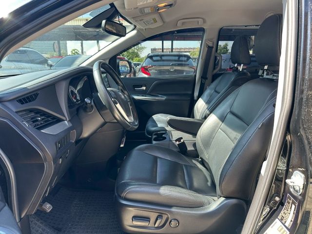 Toyota Sienna  第10張相片