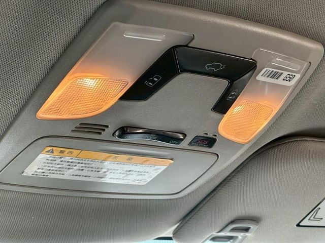 Toyota Sienna  第19張相片