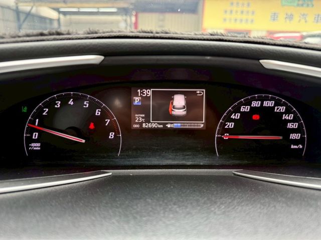 Toyota SIENTA  第10張相片