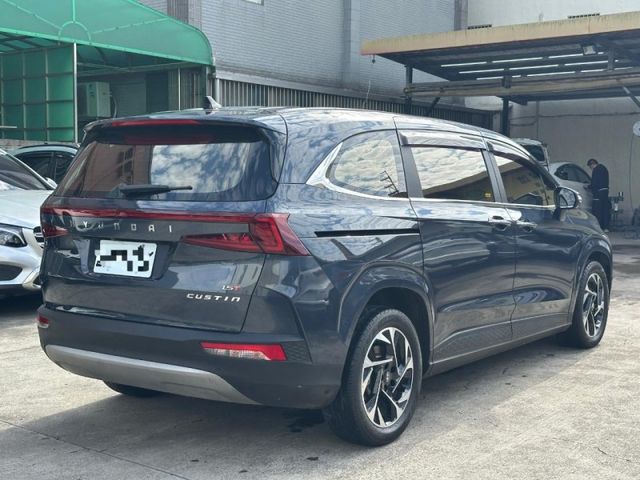 Hyundai Custin  第3張相片