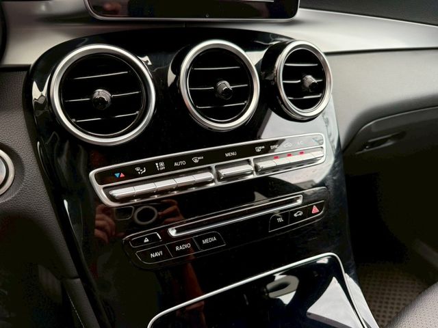 Mercedes-Benz/賓士 GLC220d  第1張相片