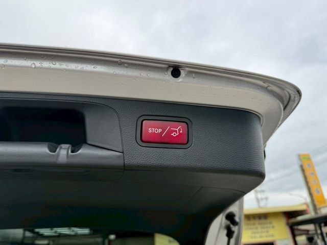 Mercedes-Benz/賓士 GLC220d  第4張相片