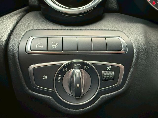 Mercedes-Benz/賓士 GLC220d  第13張相片