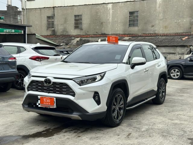 Toyota RAV4  第5張相片