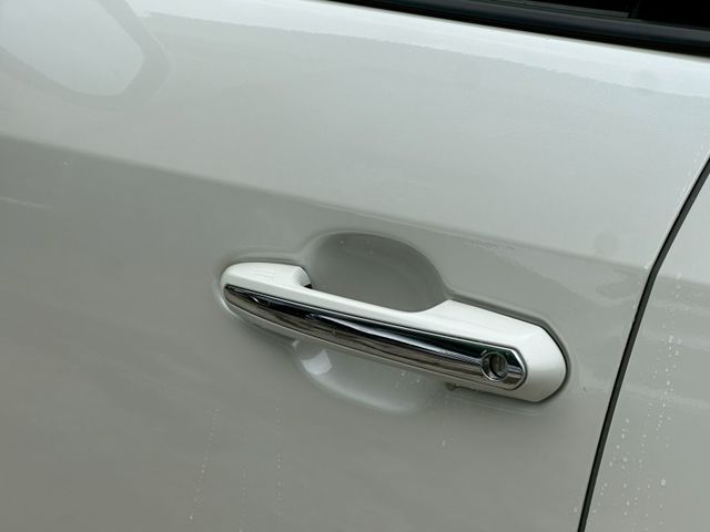 Toyota RAV4  第11張相片