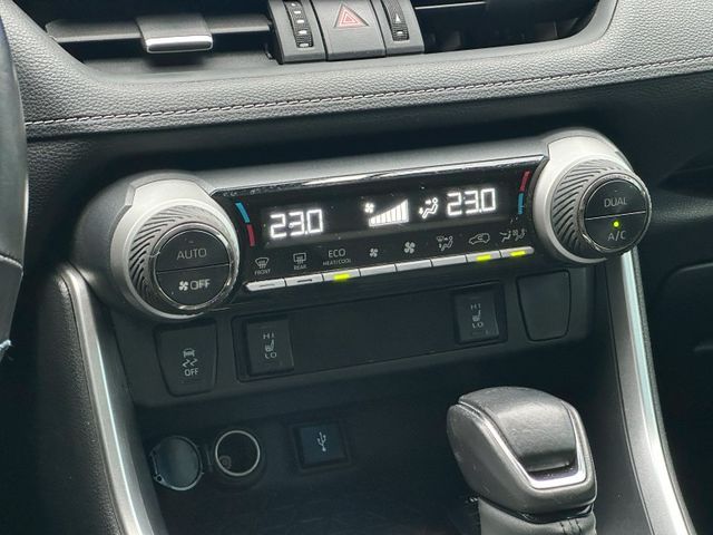 Toyota RAV4  第19張相片