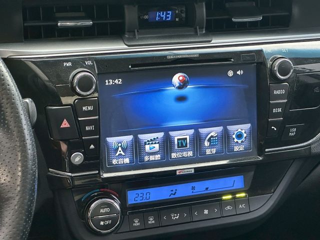 Toyota ALTIS  第2張相片