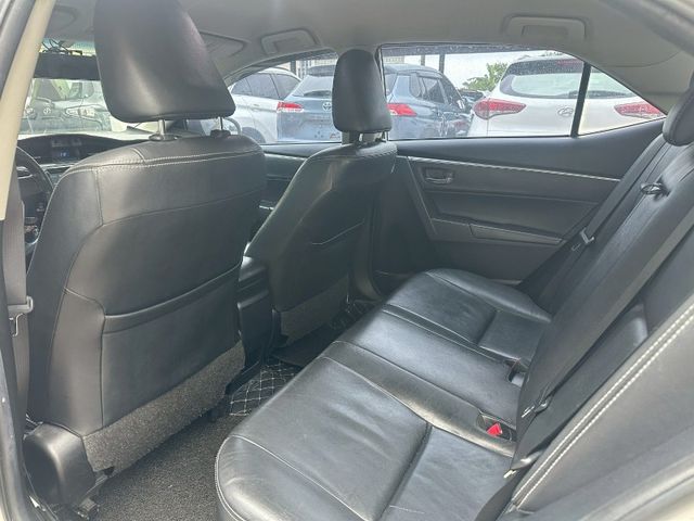 Toyota ALTIS  第10張相片