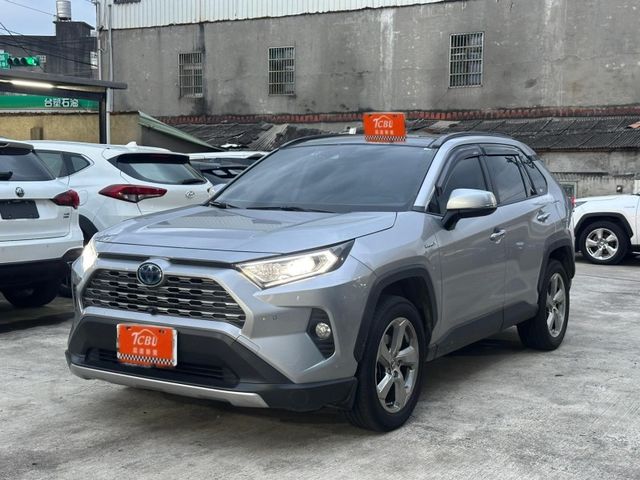 Toyota RAV4  第5張相片