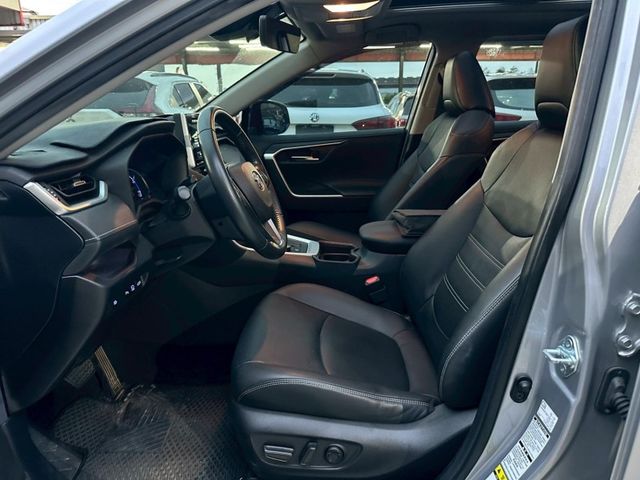 Toyota RAV4  第13張相片