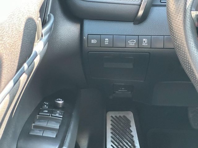 Toyota Camry  第13張相片