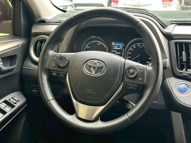 Toyota RAV4  第13張相片