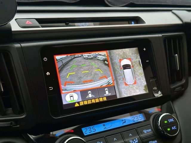Toyota RAV4  第18張相片