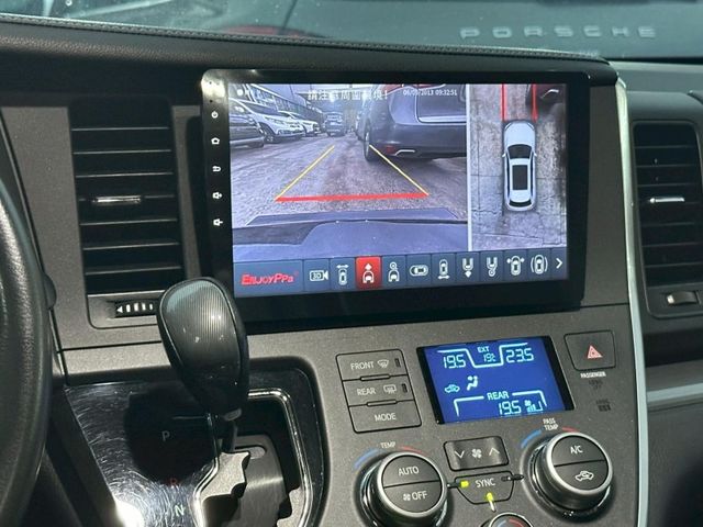 Toyota Sienna  第2張相片